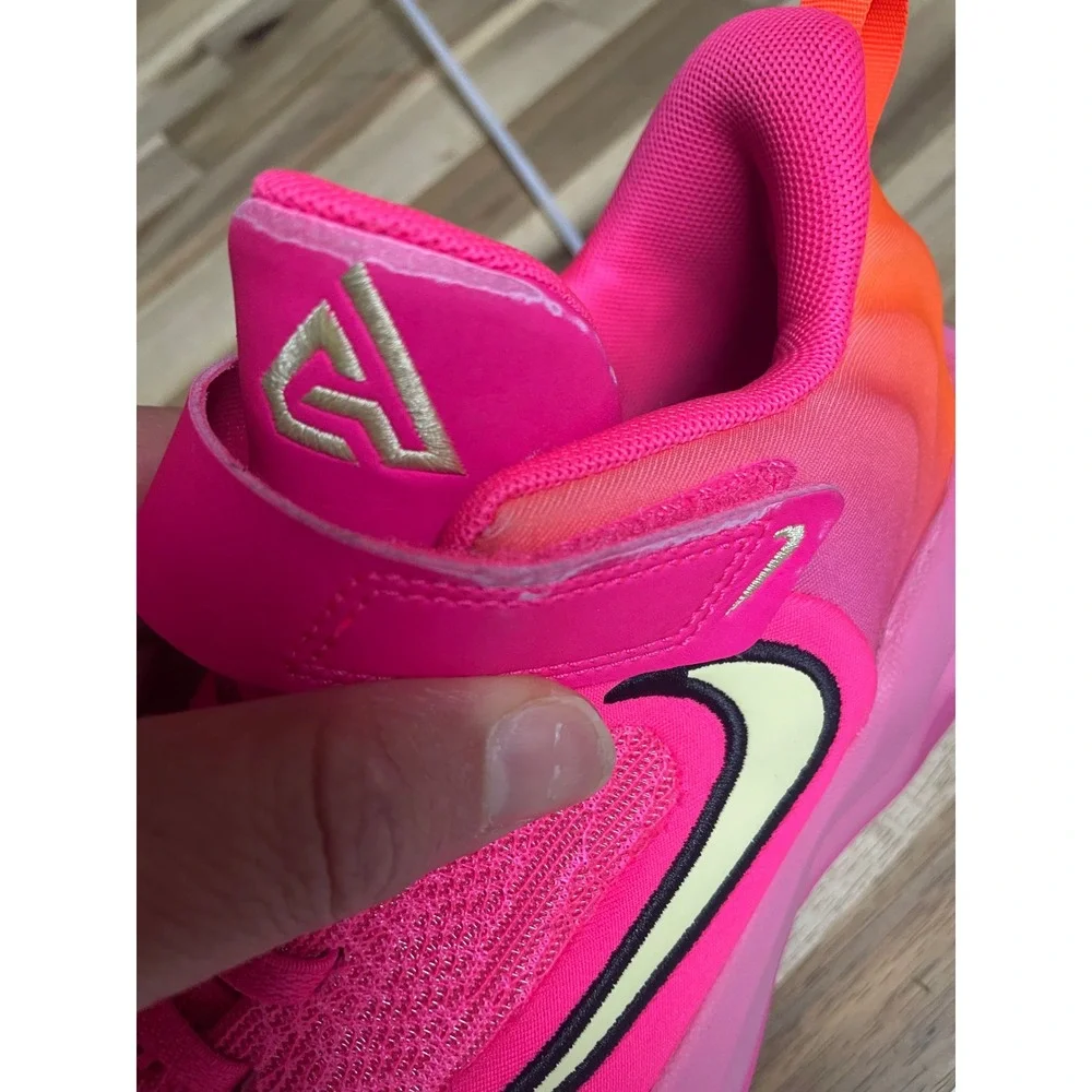 Nike Giannis Immortality 3 Kids Basketball Shoes Pink Orange IH7665-601 2.5Y